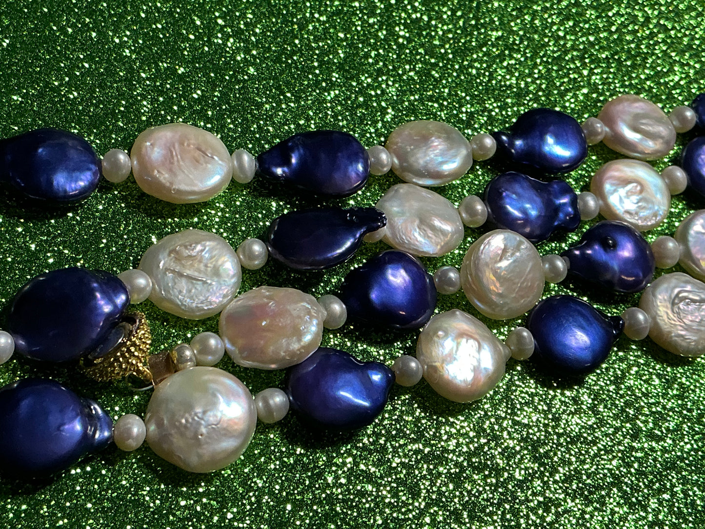 Very Pearl Necklace