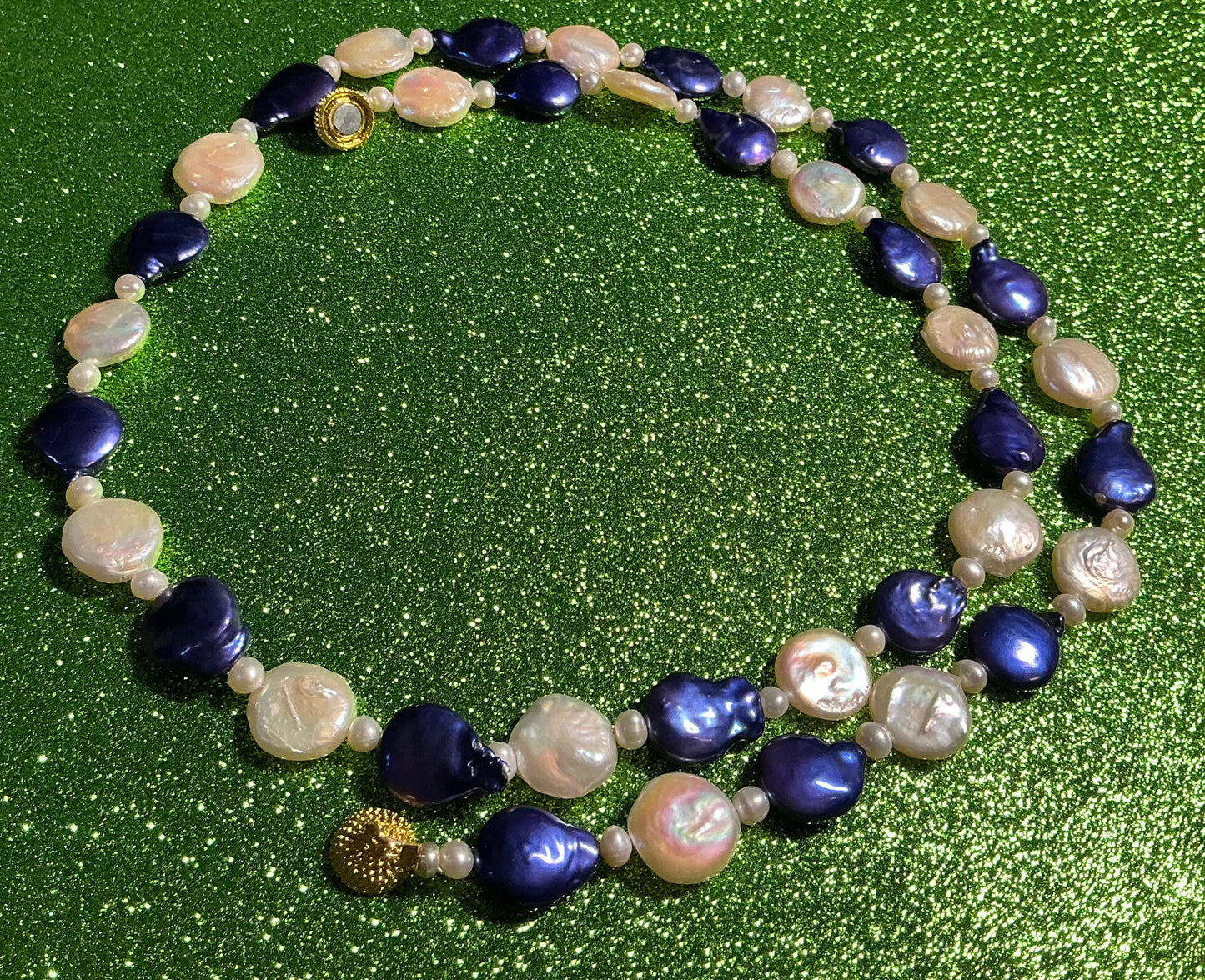 Very Pearl Necklace