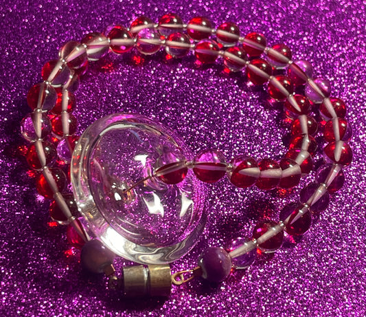 Clear Glass Simplicity with Red