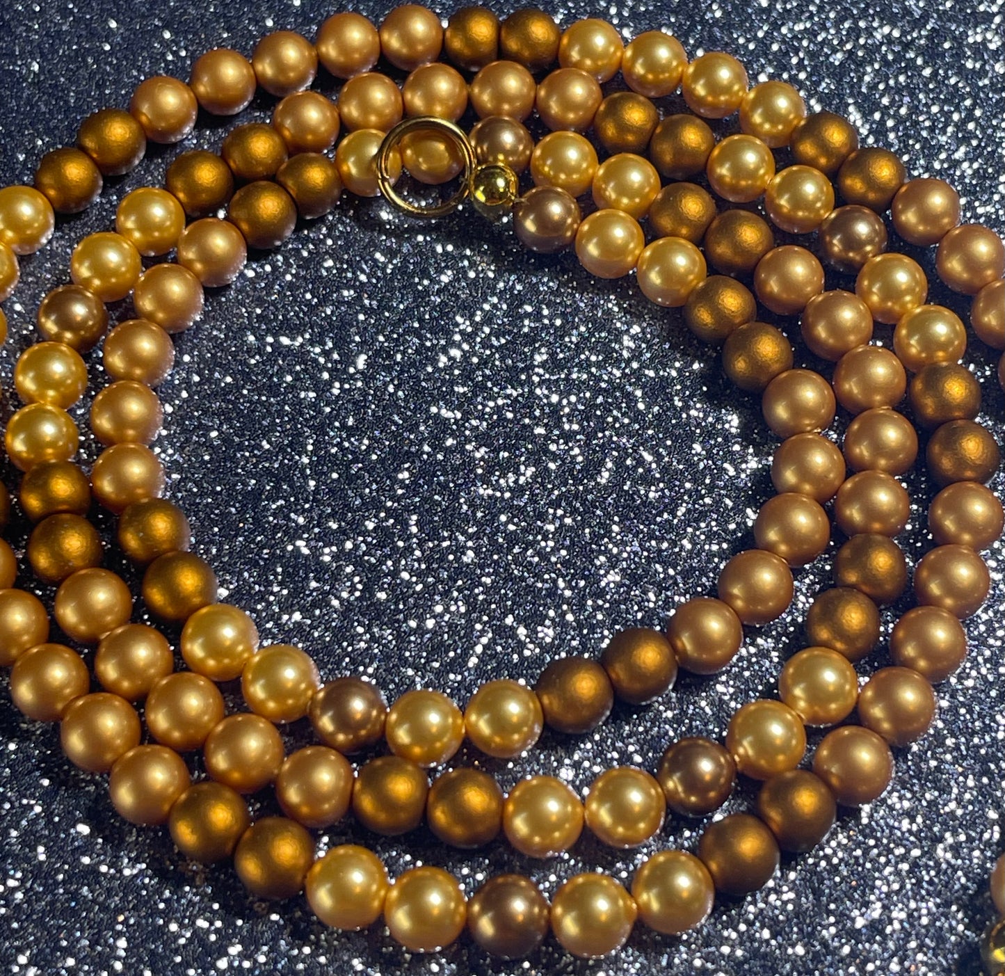 Golden Pearls Necklace