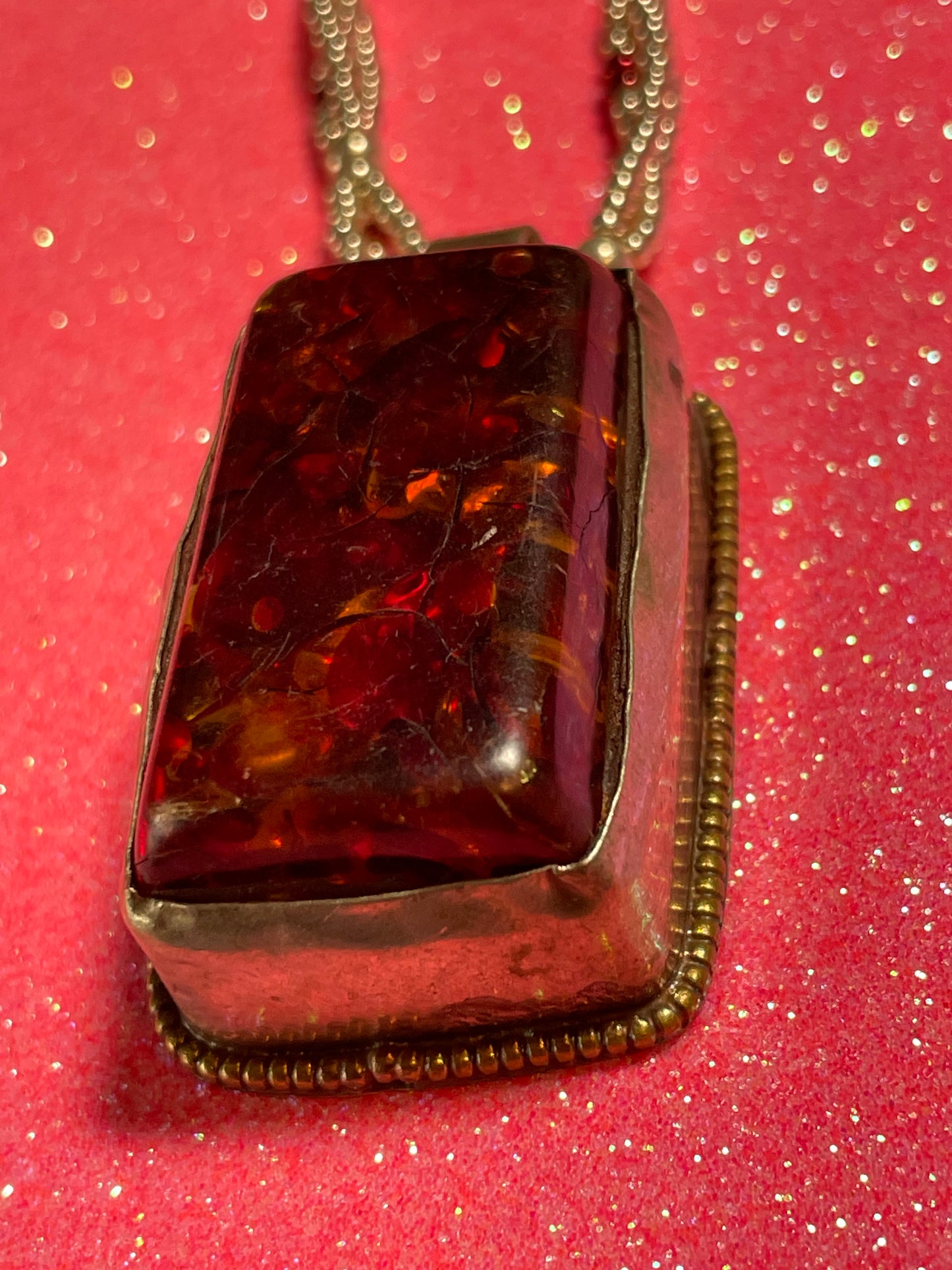 Superior Amber Pendant Necklace