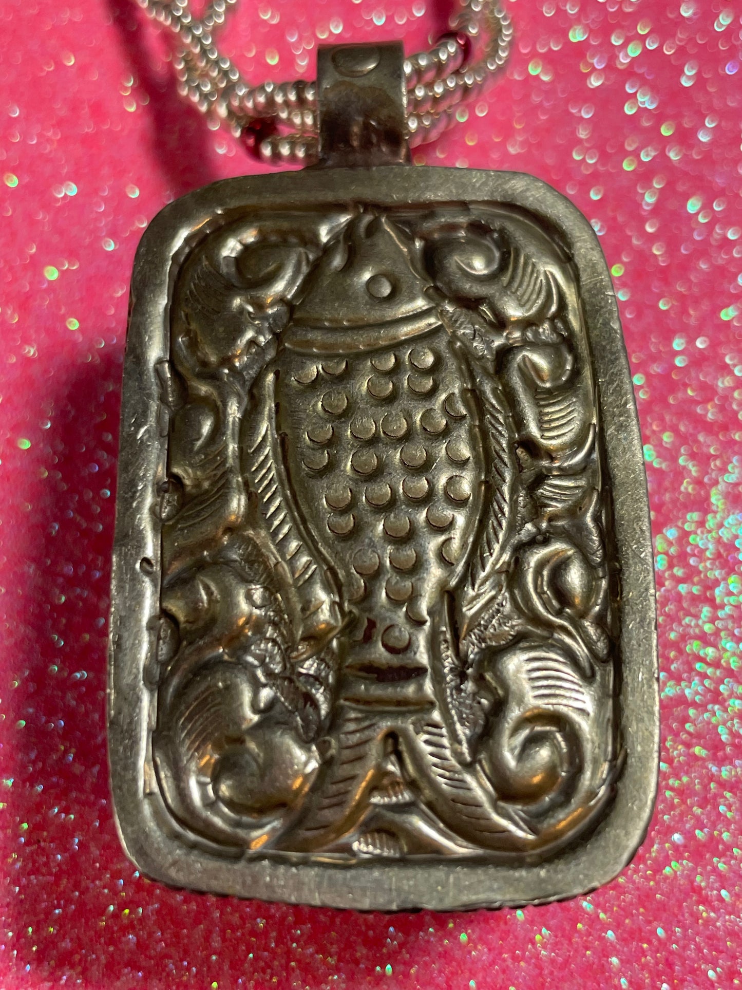 Superior Amber Pendant Necklace