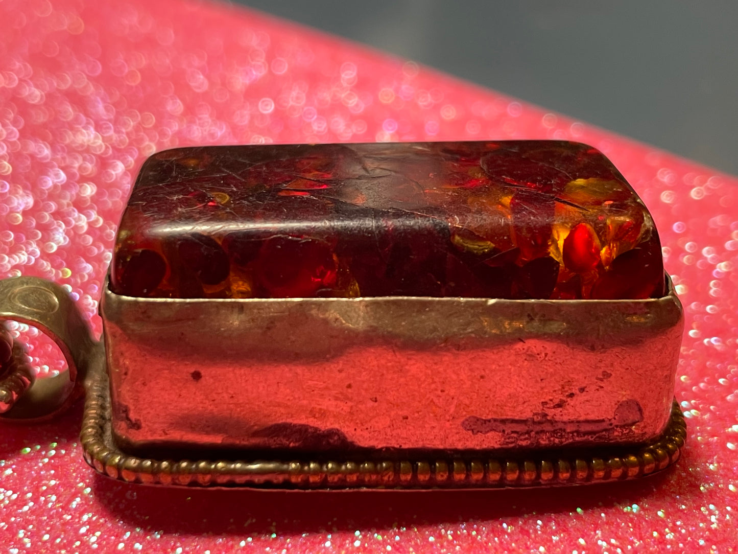 Superior Amber Pendant Necklace