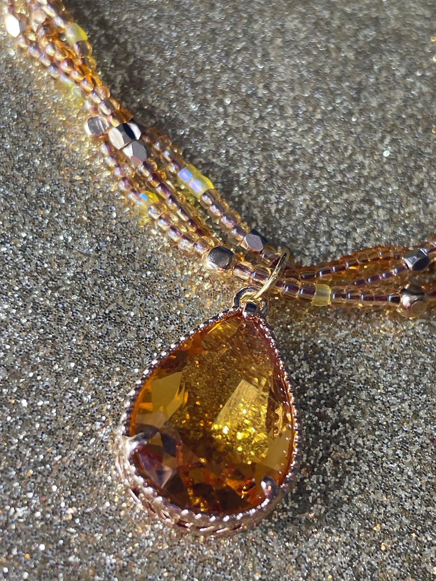 Honey-lemon Teardrop Necklace