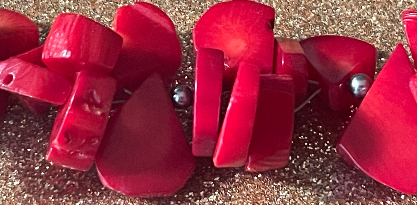 Geometric Coral Choker